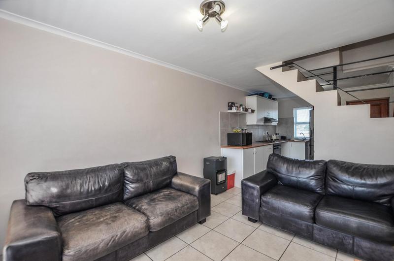 2 Bedroom Property for Sale in Uitzicht Western Cape